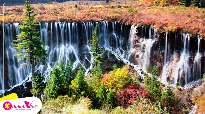 tham-quan-thac-nuoc-khoang-du-lich-viet