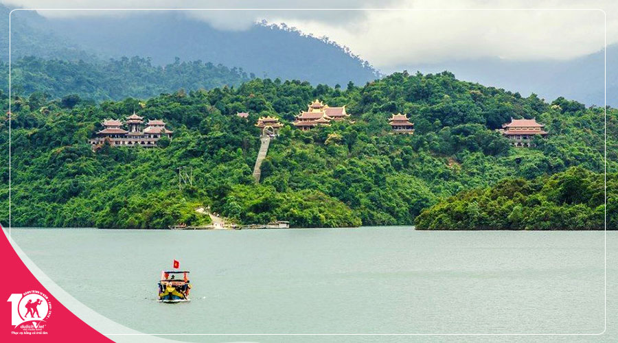 Du lịch Miền Trung - Hồ Truồi 4 ngày khuyến mãi Vietnam Airlines 2025