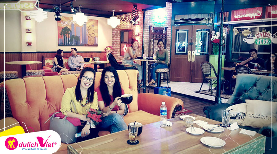 Free and Easy - Central Perk Singapore